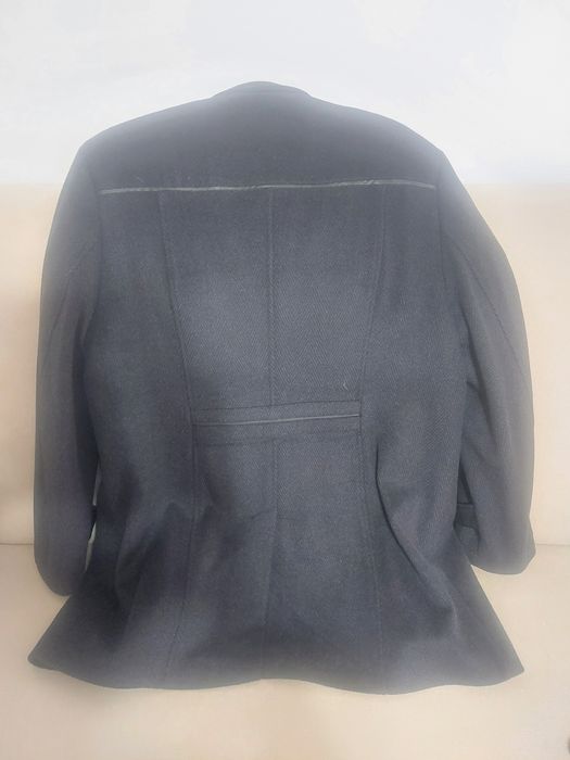 Palton bărbătesc clasic elegant din lana și inserții de piele