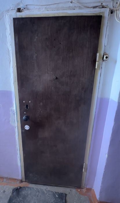 Входные двери с замком