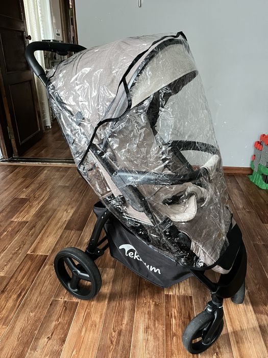 Продам коляску Teknum