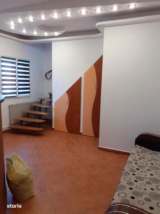 Apartament la mansarda zona Valea Aurie