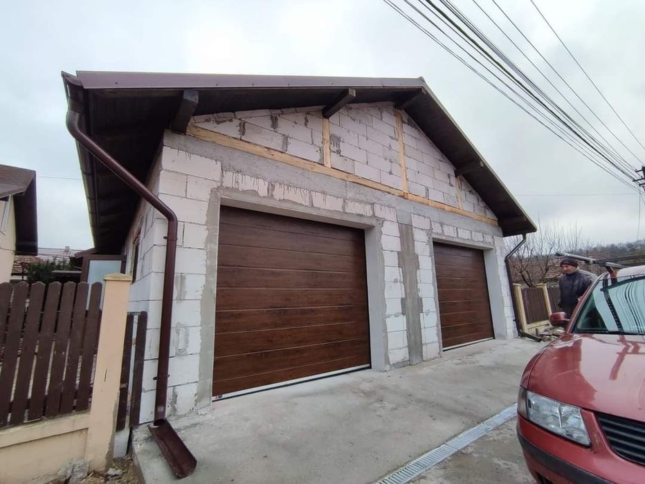 Usi de garaj secționale producător