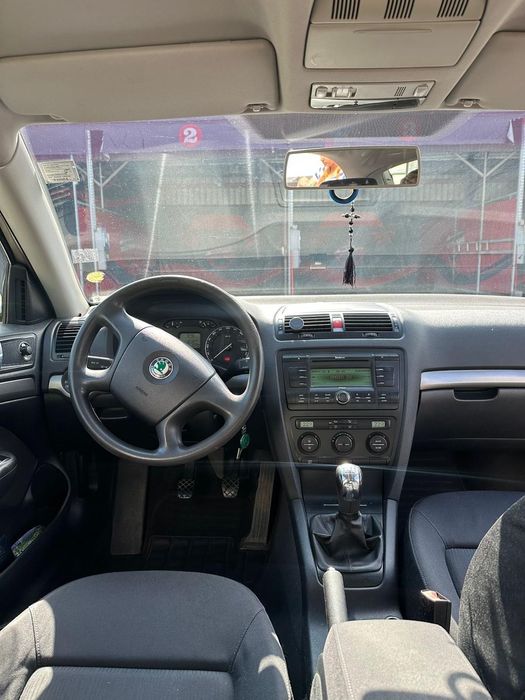 SKODA Octavia 2004 — imagine 5