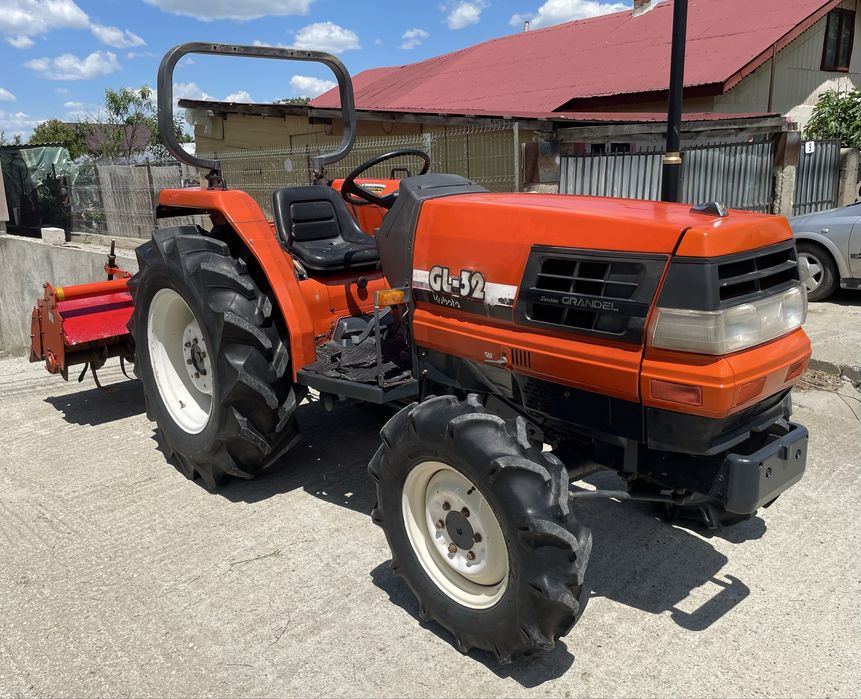Tractor japonez Kubota GL-32 freza de sol Yanmar Mitsubishi