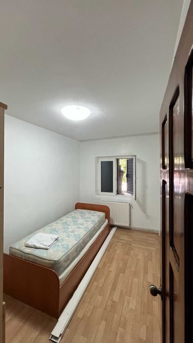 Inchiriez sau vand apartament