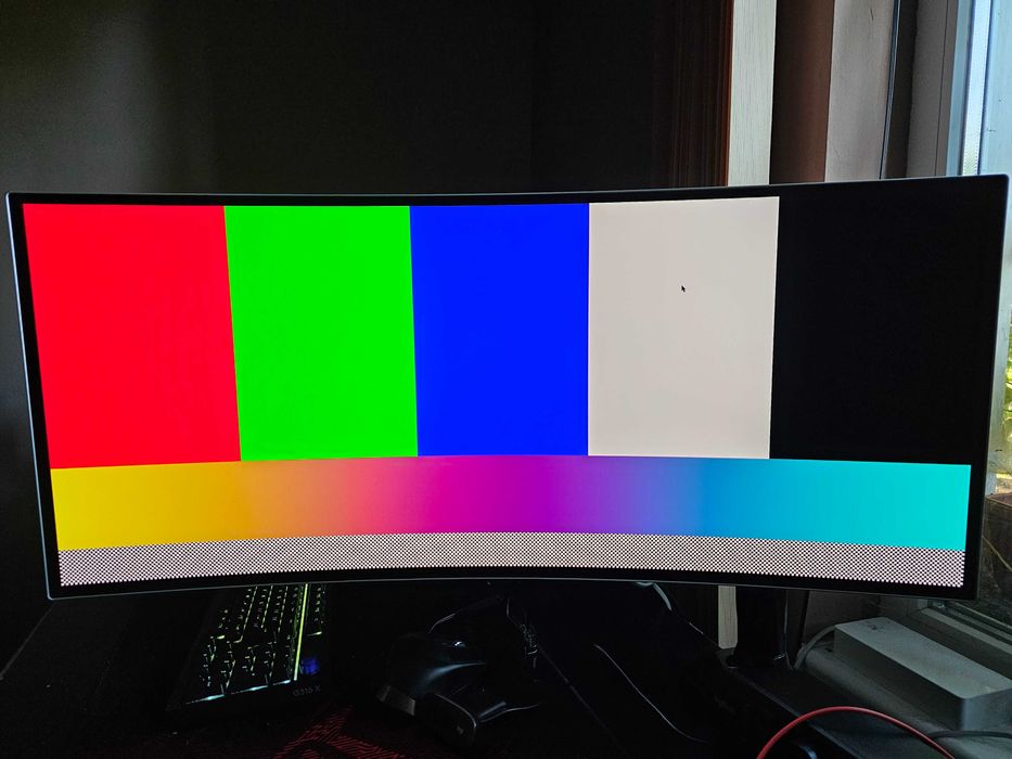 SAMSUNG Odyssey OLED G8  175hz