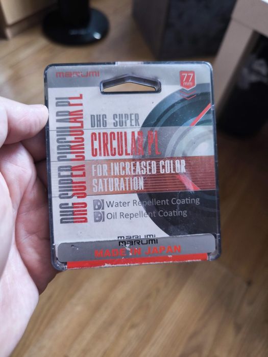 Marumi поляризиращ филтър, 77mm