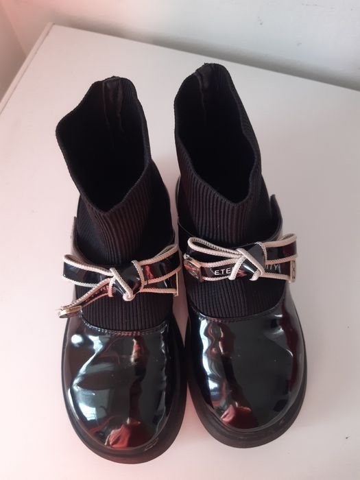 Ботинки на девочку