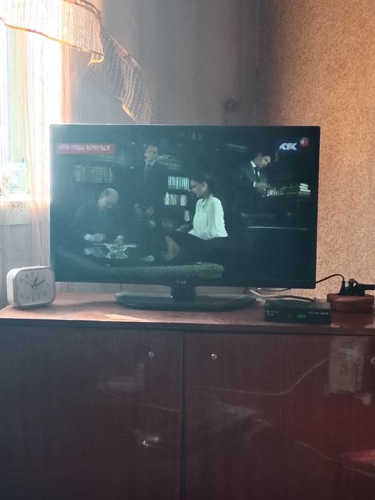 Продам телевизор