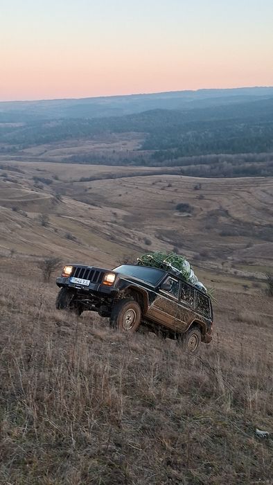 Jeep cherokee xj 4.0 AUTOUTILITARA