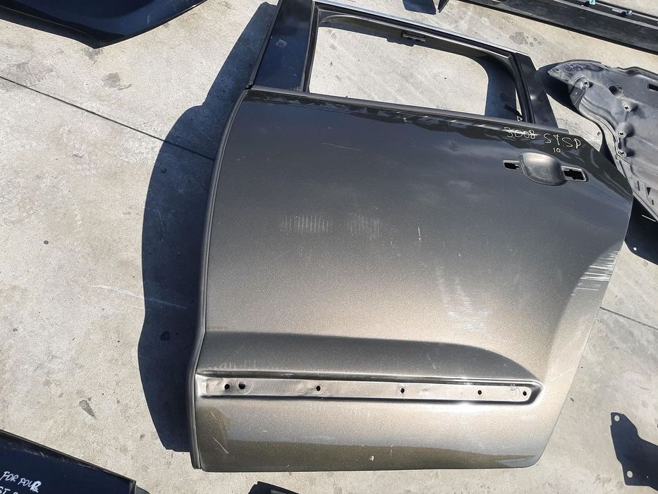 usa portiera stanga spate peugeot 3008 0u