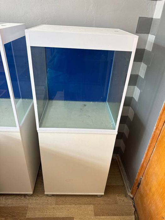 Аквариум с тумбой новый