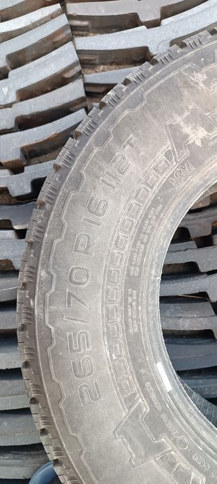 Покрышка 16- 265/70 для пикапа