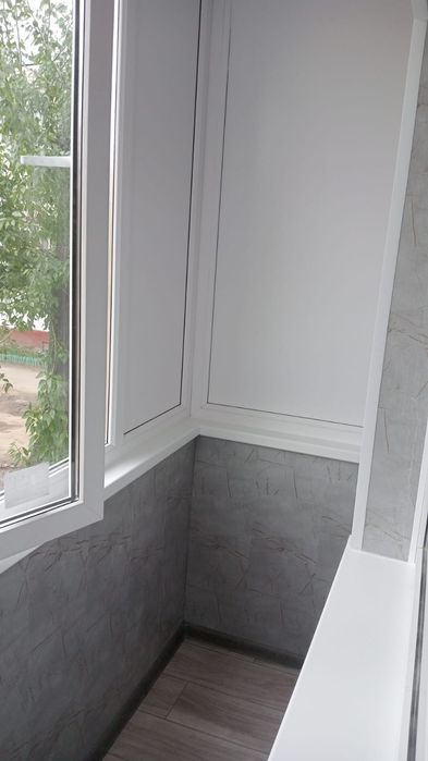 Продам квартиру 2 комн квартиру 2/4