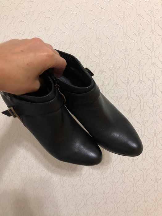 Продам полу ботинок