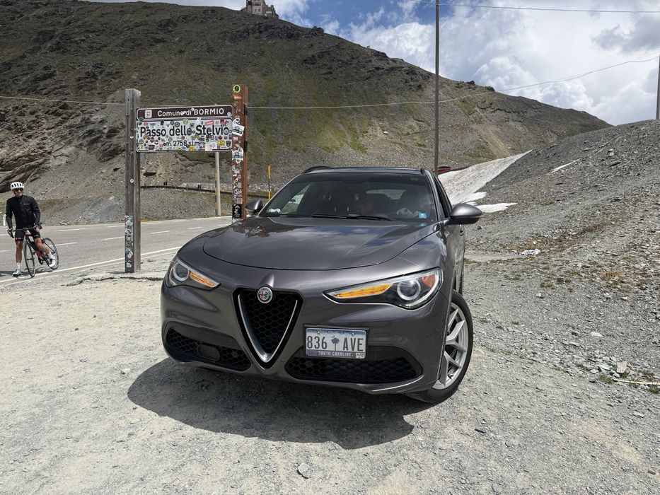 Alfa Romeo Stelvio Q4 TI Sport | 2.0 Turbo | 280 CP | 4x4 | Automat