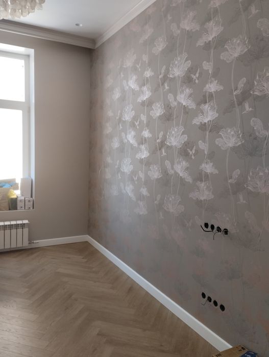 Клеим обои  быстро и качественно