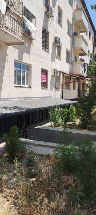 Квартира под офис в доль дароги 1 этаж. Рядом с Алмазар сити