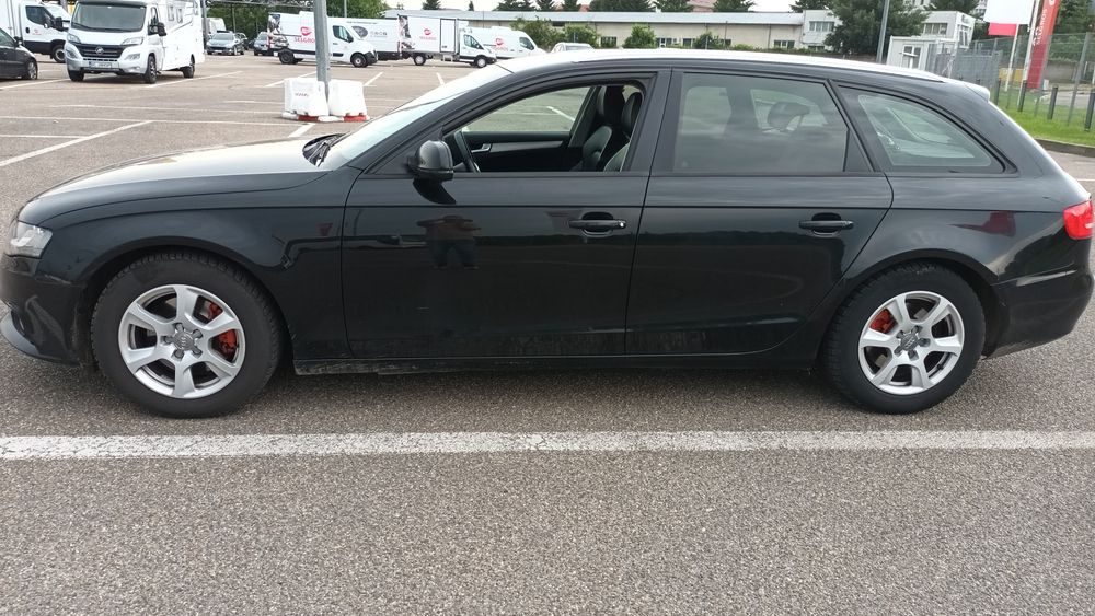 Vand audi a4 b8 2.0