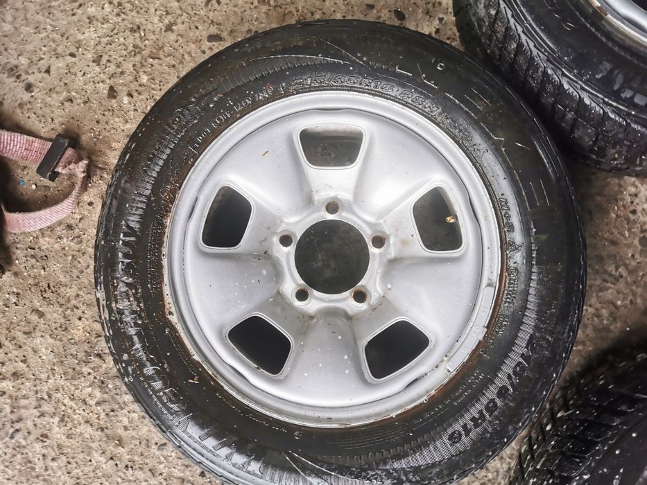 Jante Suzuki Jimmy  R16