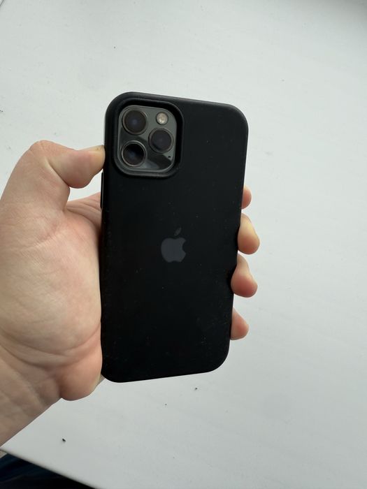 Айфон 12 про 128ГБ все работает