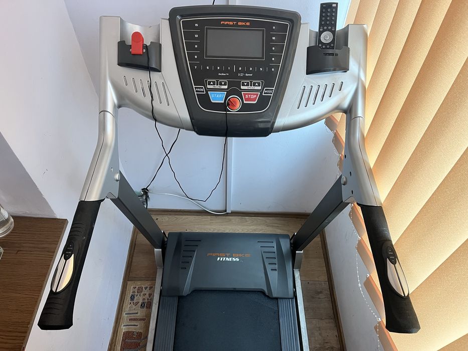 Banda alergare, inclinatie electrica.