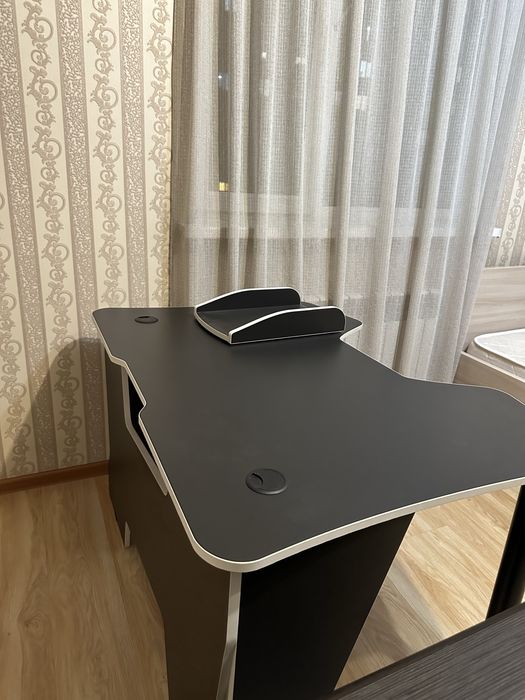 Компьютерный игровой стол