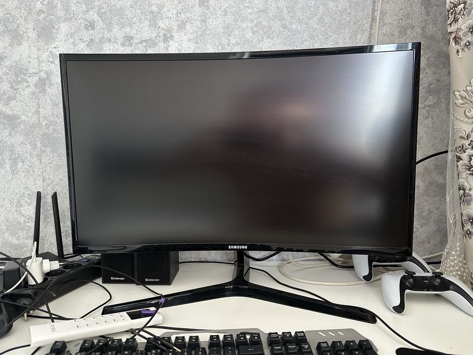 Монитор Samsung C27F396FHI 27” Curved — Full HD