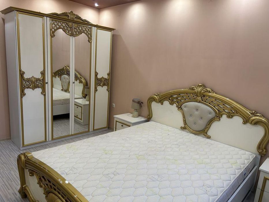 Дава се под наем Тристаен апартамент в Варна, Автогара - 115 кв.м за 715 € - Снимка #7