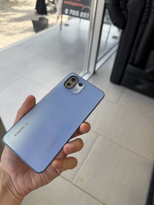 Xiaomi Mi 11 Lite продам