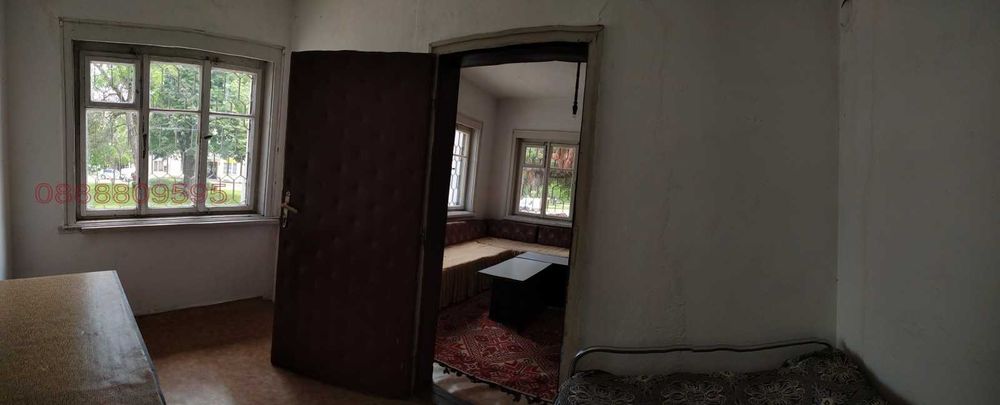 Двуетажна къща в Калояново