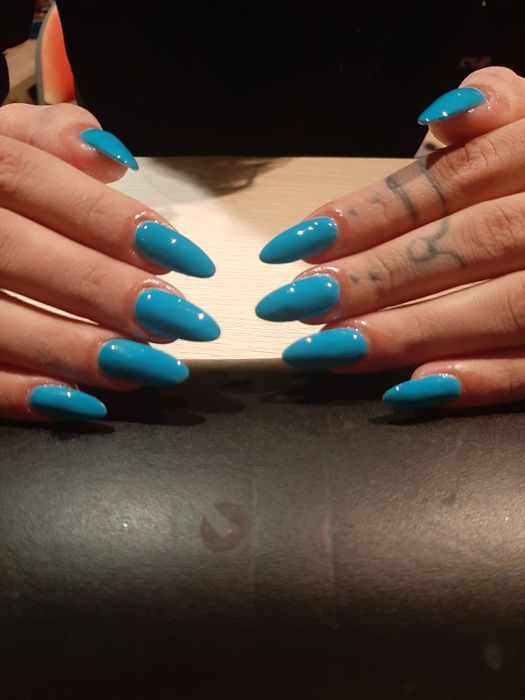 Unghii în gel și polygel.Manichiura și pedichiura  semipermanenta.Gene