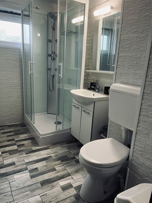 Apartament 2 camere, mobilat modern, Polivalenta