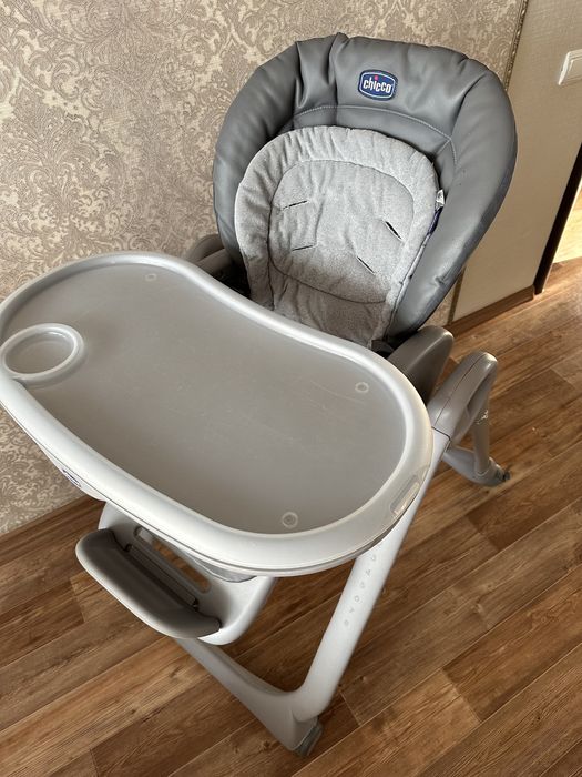 Продам стульчик для кормления