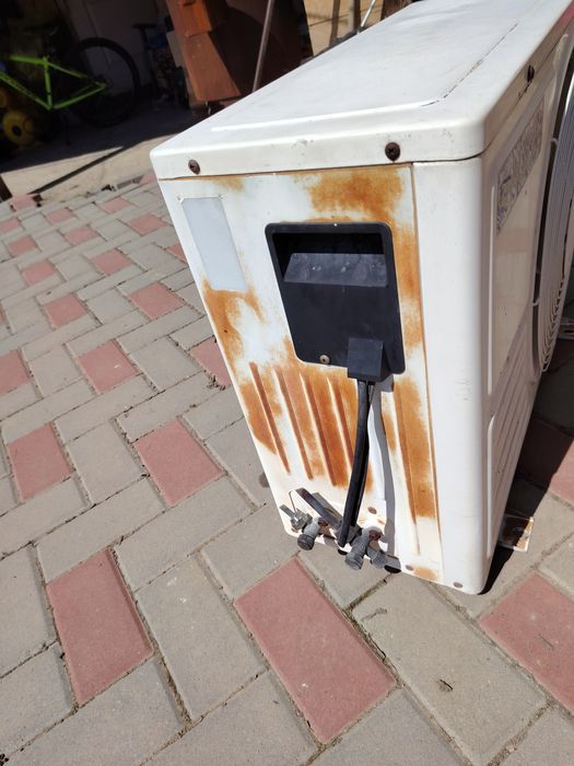 Vând aparat aer condiționat alizee