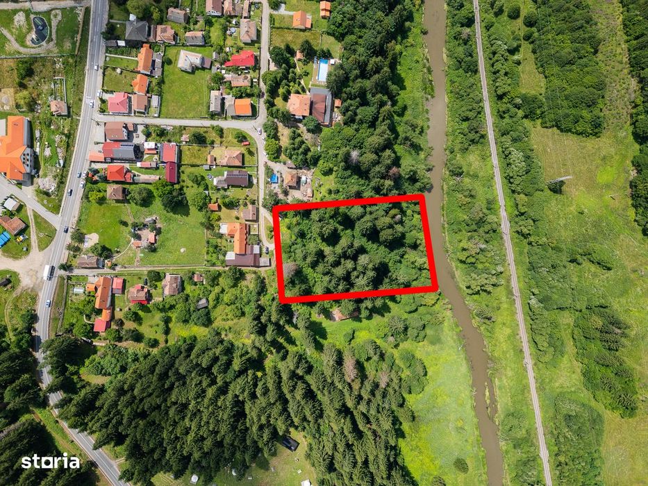 Teren intravilan de vânzare, 2635 mp
