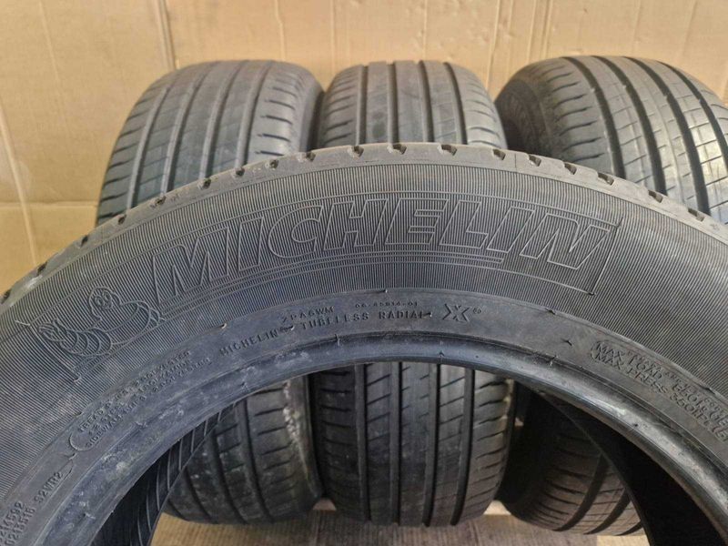 4 Michelin R17 235/60 
летни гуми DOT4719