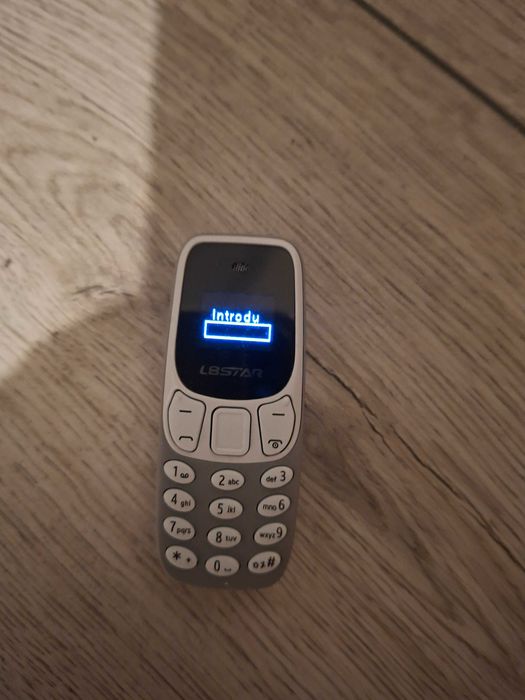 Telefon mini L8Star