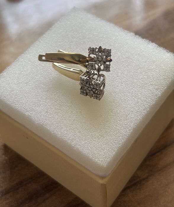 Продам золотые украшения