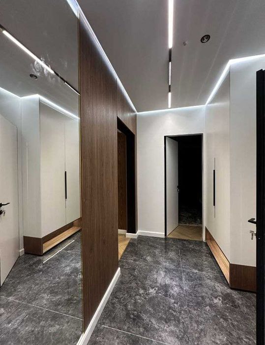 NRG Oybek новый ремонт. 3х ком