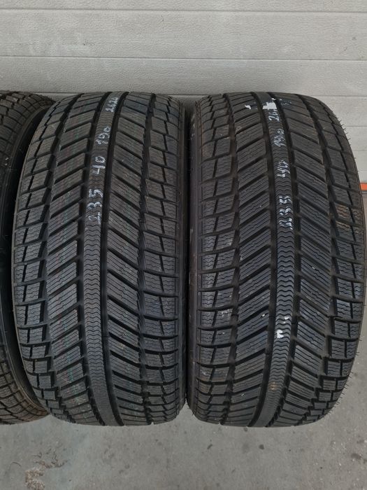 Зимни гуми 4 броя SYRON Everest1 235 40 R19