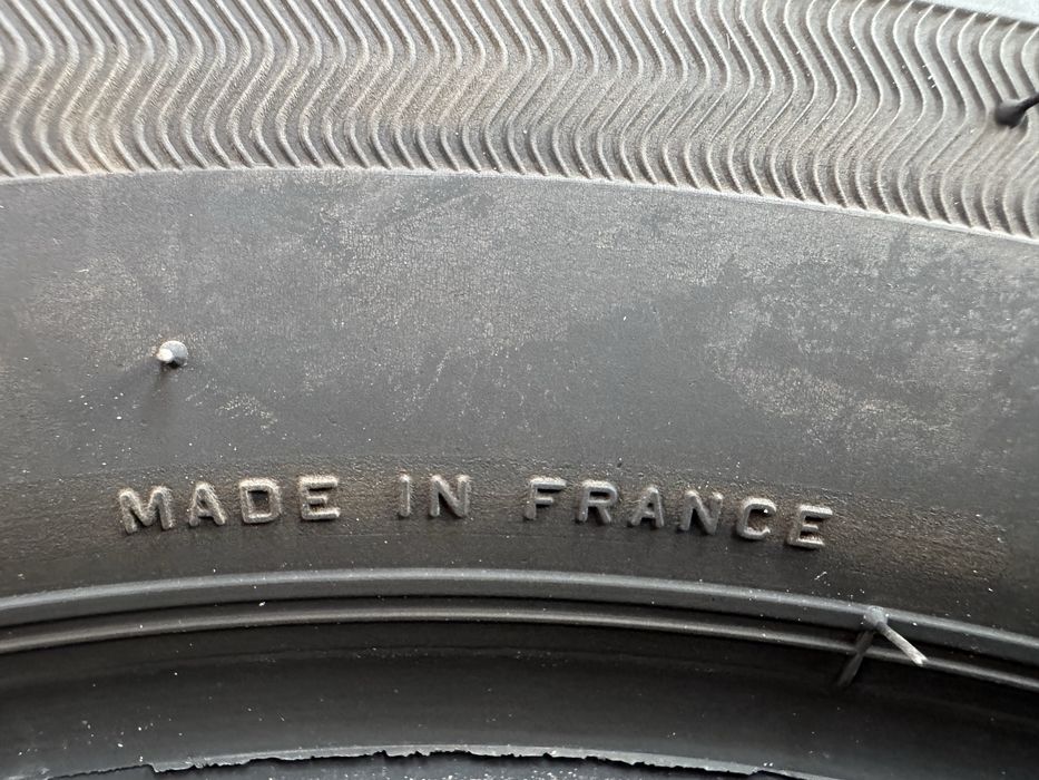 Автомобилни гуми 195 65 15 Bridgestone