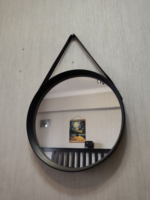 Продам зкркало целое