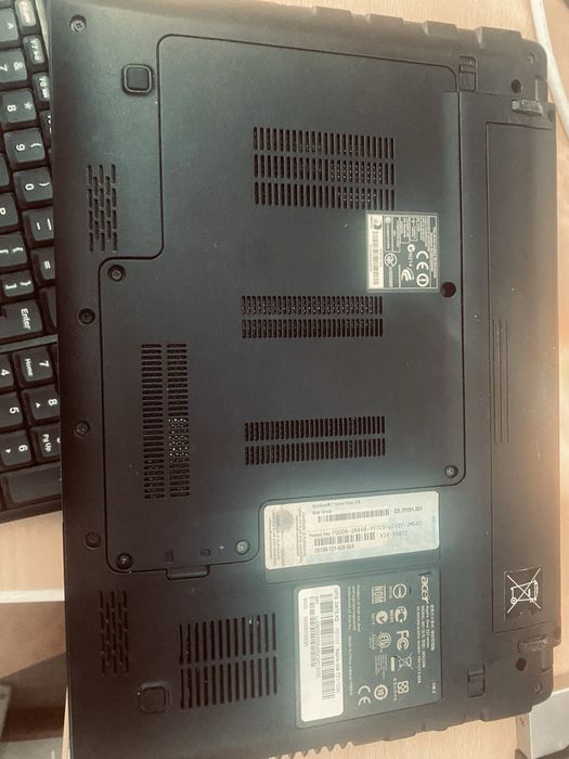 Vind  doua mini lapto