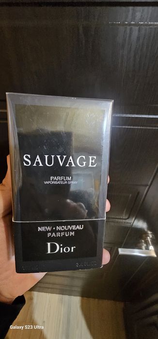 Мъжки парфюм SAUVAGE  - Cristiqn Dior