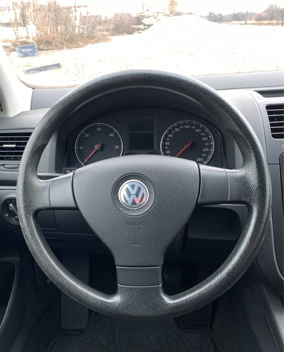 Волан с airbag Golf 5