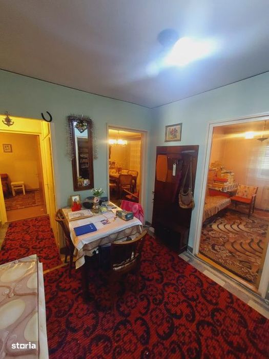 Apartament 4 camere, 83 mp, balcon, etaj 2 din 4, Manastur