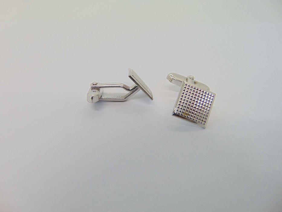 Butoni din argint rodiat