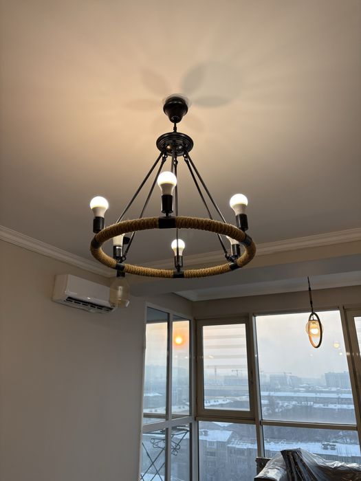 Продам люстры разных моделей в стиле Лофт