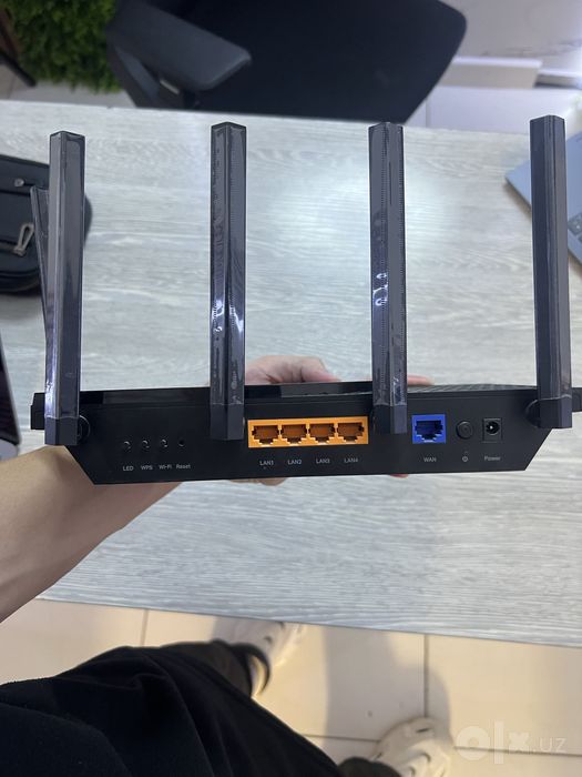 Wifi router sotiladi