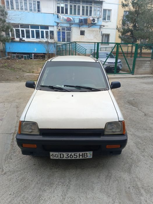 Автомобиль тико прадаю